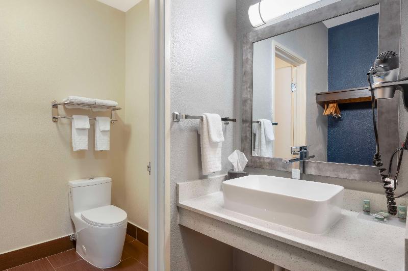 Best Western Kokomo Hotel image