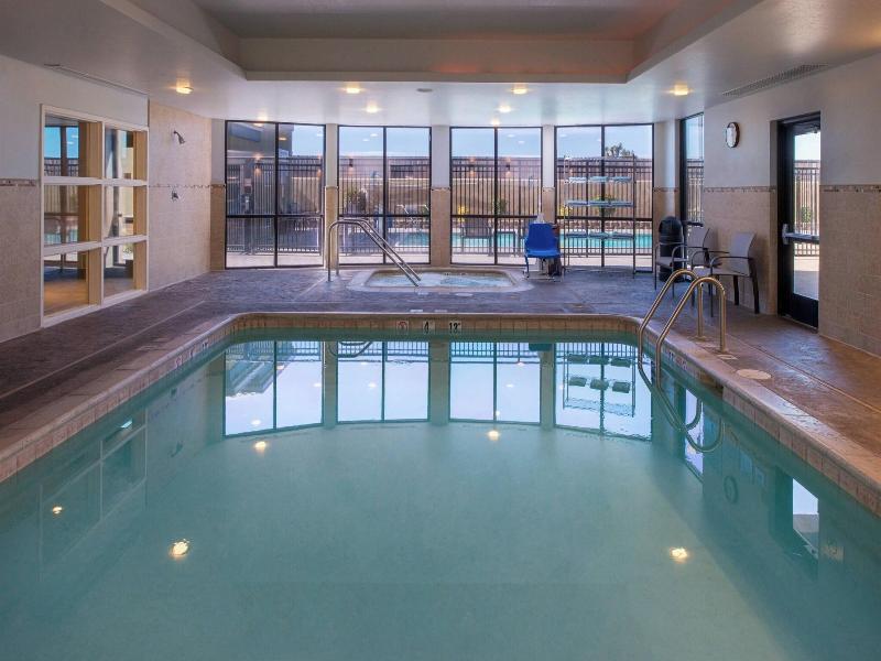 Courtyard Victorville Hesperia image
