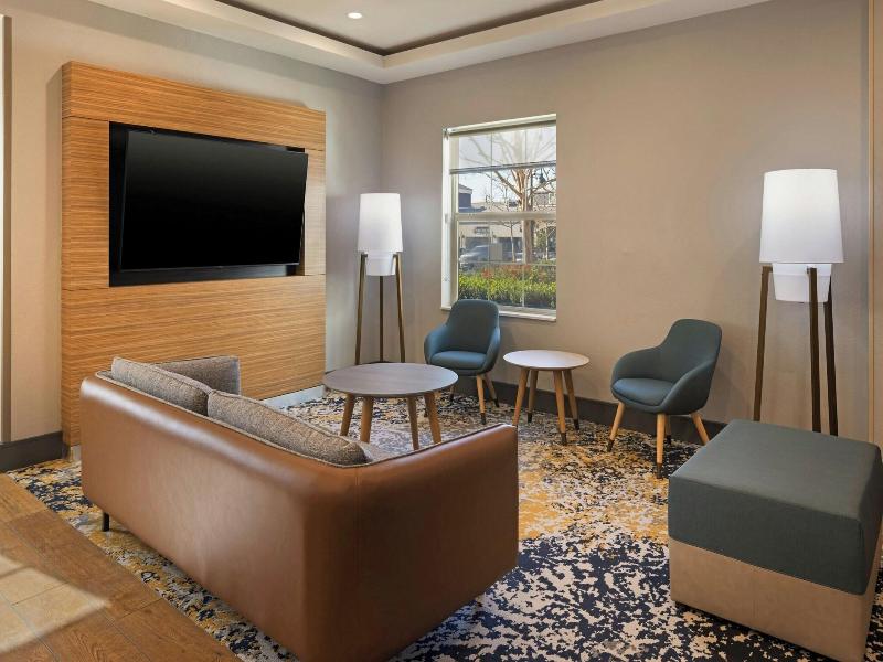 TownePlace Suites Ontario Airport image