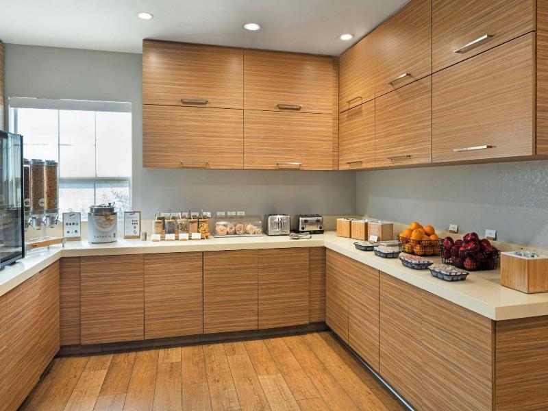 TownePlace Suites Ontario Airport image