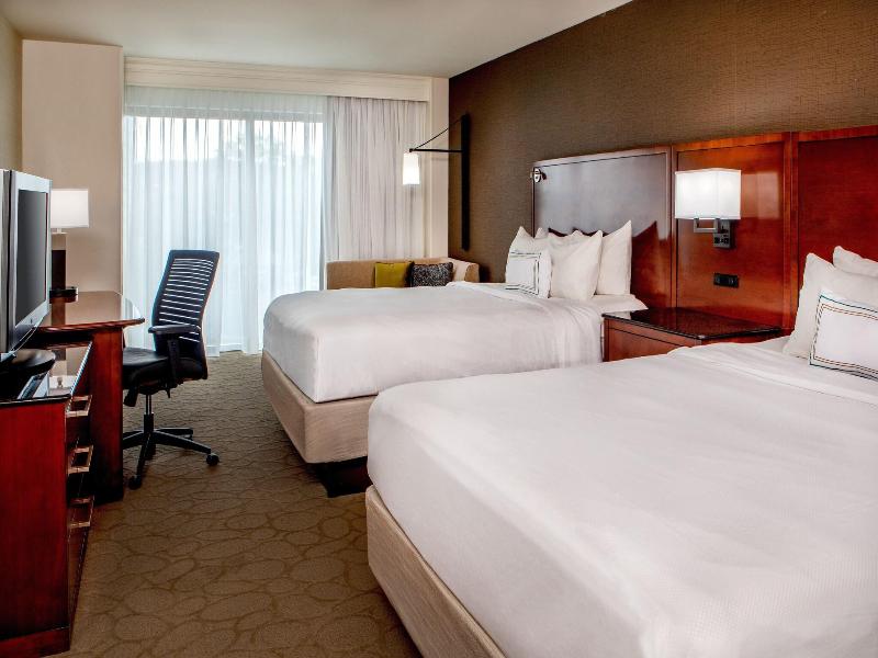 Delta Hotels Chesapeake Norfolk image