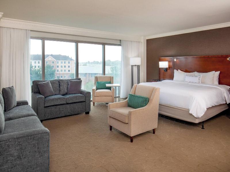 Delta Hotels Chesapeake Norfolk image