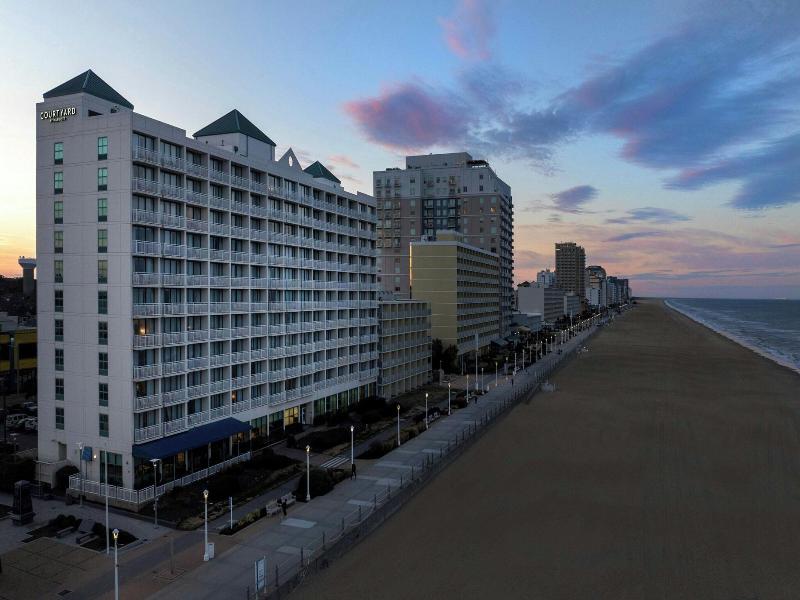Courtyard Virginia Beach Oceanfront/South image