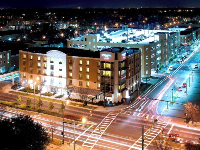 SpringHill Suites Norfolk Old Dominion University image