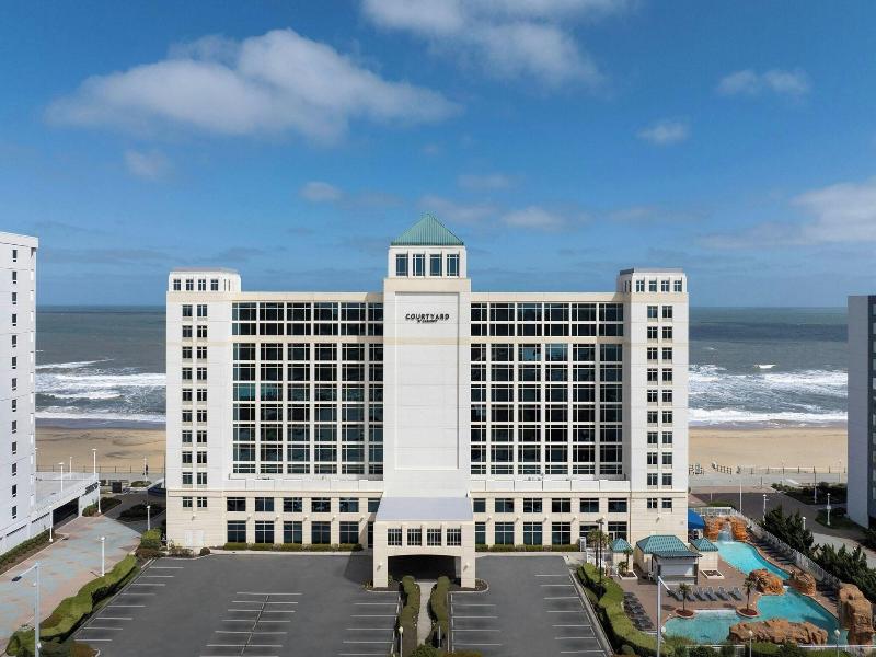 Courtyard Virginia Beach Oceanfront/North 37th St. image