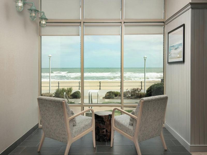 Courtyard Virginia Beach Oceanfront/North 37th St. image