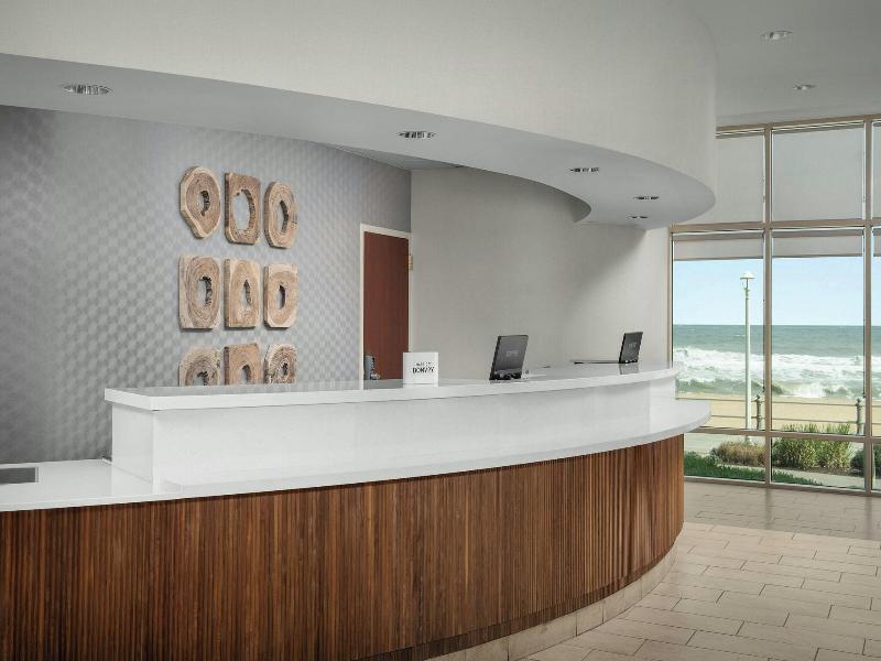 Courtyard Virginia Beach Oceanfront/North 37th St. image