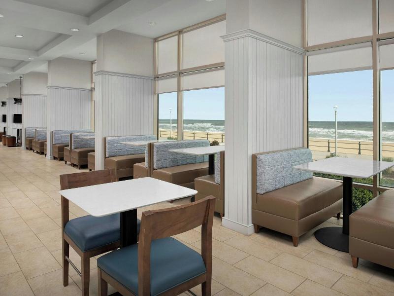 Courtyard Virginia Beach Oceanfront/North 37th St. image