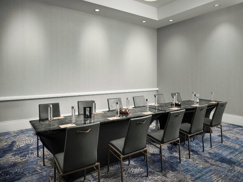 Renaissance Portsmouth-Norfolk Waterfront Hotel image
