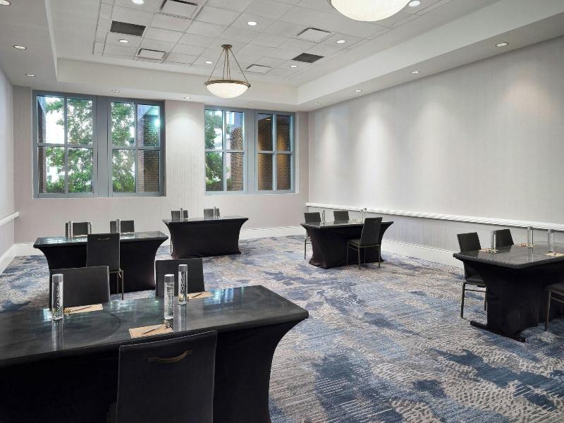 Renaissance Portsmouth-Norfolk Waterfront Hotel image