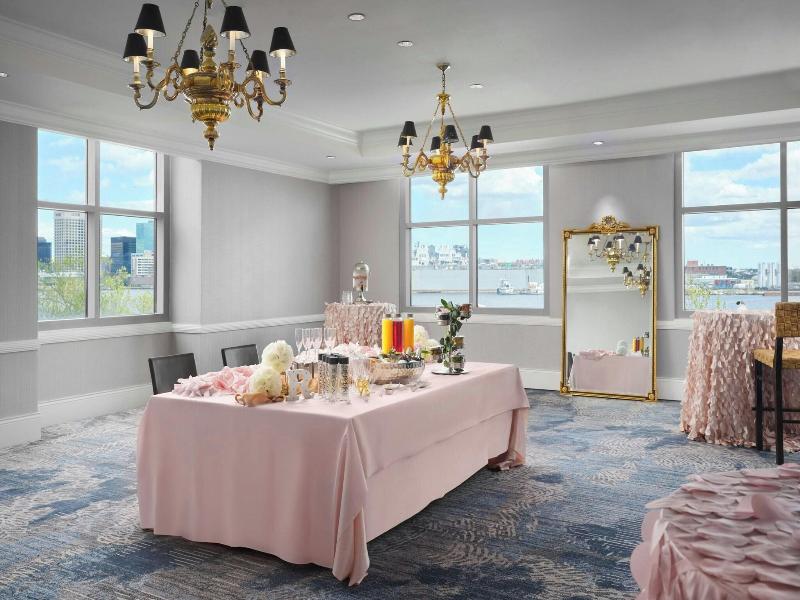 Renaissance Portsmouth-Norfolk Waterfront Hotel image