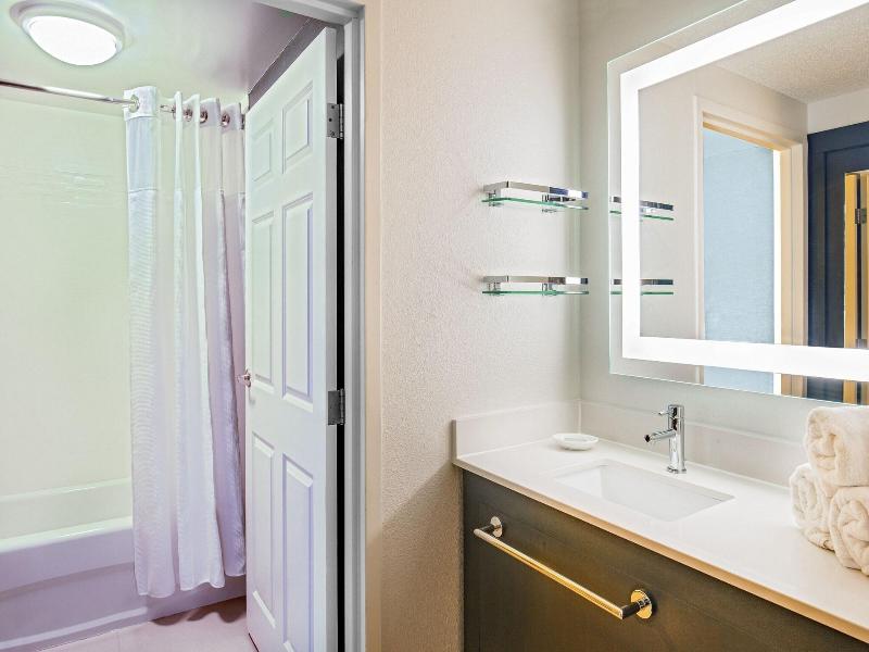Residence Inn Norfolk Airport image