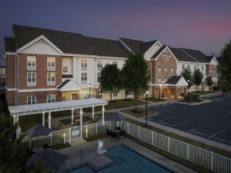 TownePlace Suites Suffolk Chesapeake image