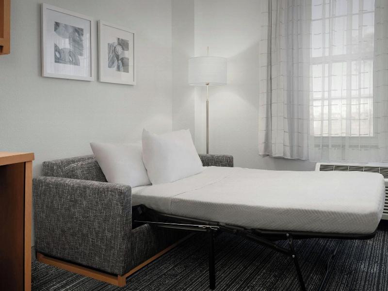 TownePlace Suites Suffolk Chesapeake image