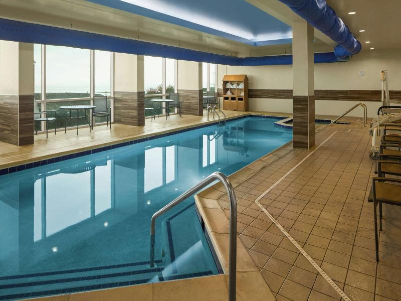 Fairfield Inn & Suites Virginia Beach Oceanfront image