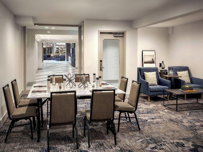 Ventura Beach Marriott image
