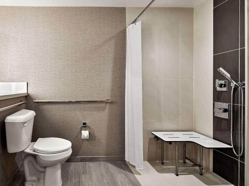 Ventura Beach Marriott image