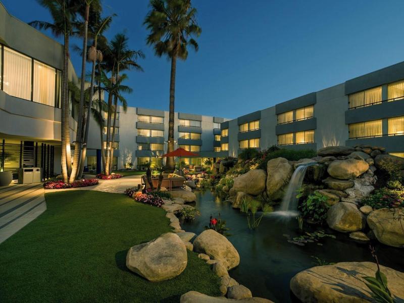 Ventura Beach Marriott image