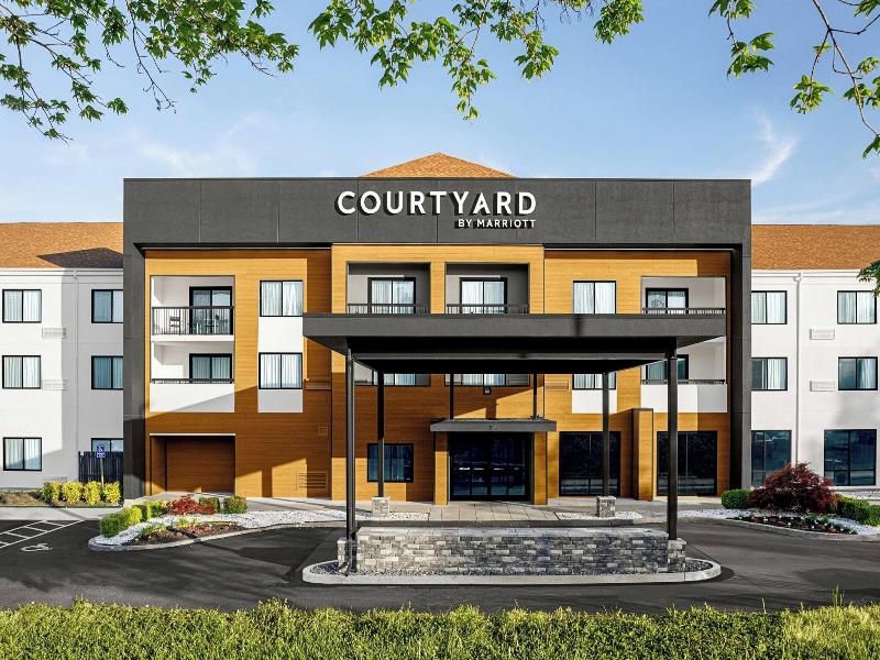 Courtyard Paducah image