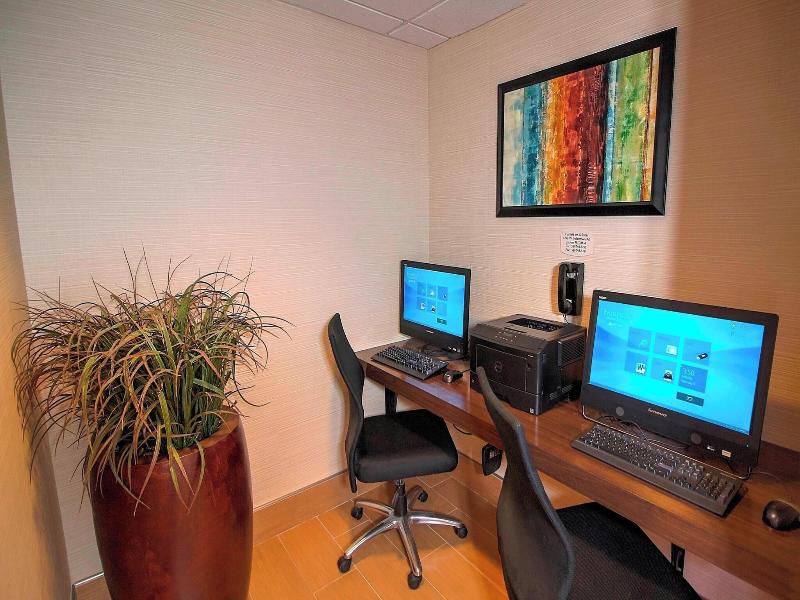 Fairfield Inn & Suites West Palm Beach Jupiter image