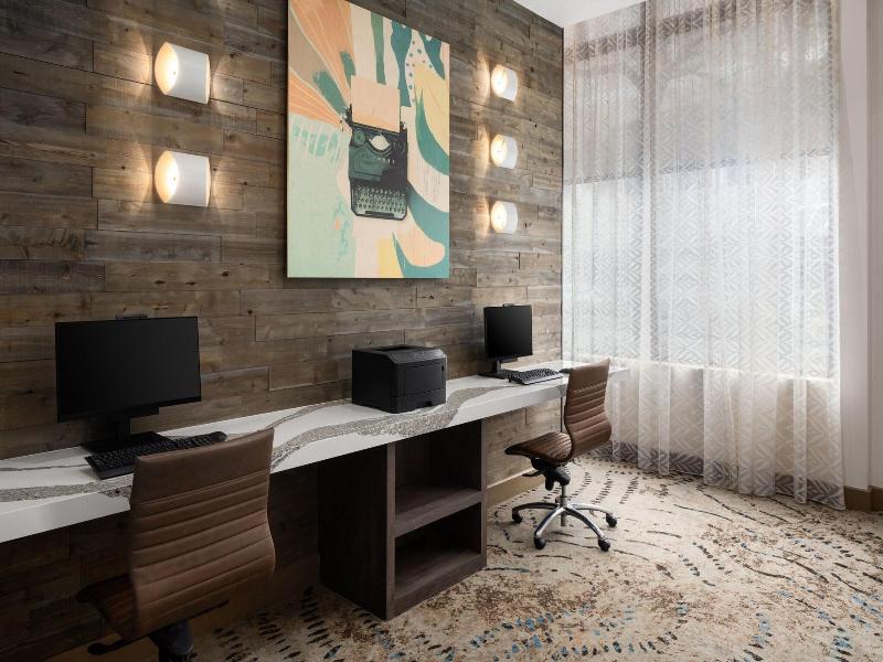 Residence Inn Portland Downtown/RiverPlace image