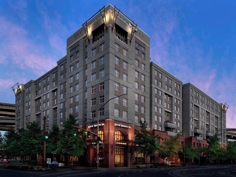 Residence Inn Portland Downtown/RiverPlace image