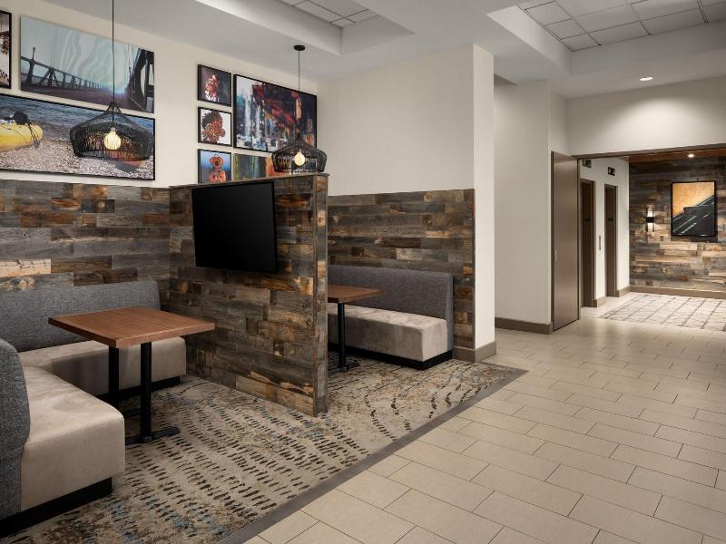 Residence Inn Portland Downtown/RiverPlace image