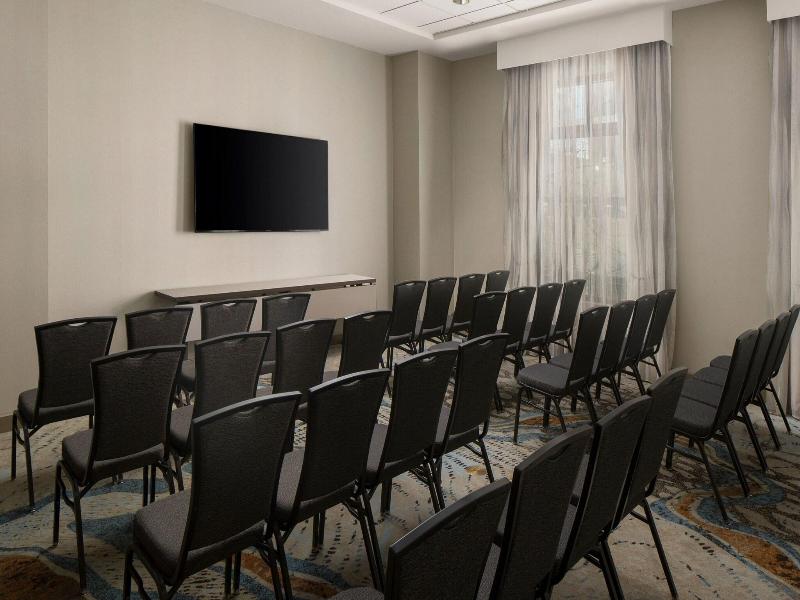 Residence Inn Portland Downtown/RiverPlace image