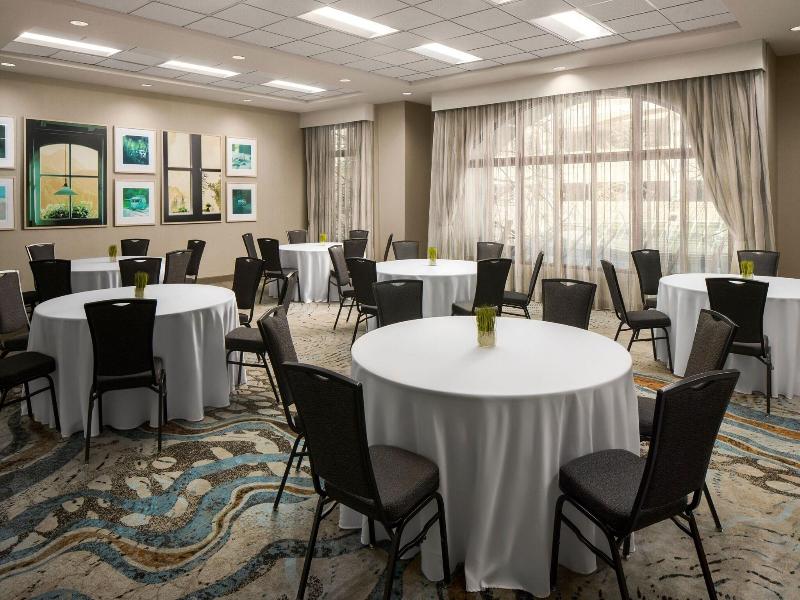 Residence Inn Portland Downtown/RiverPlace image