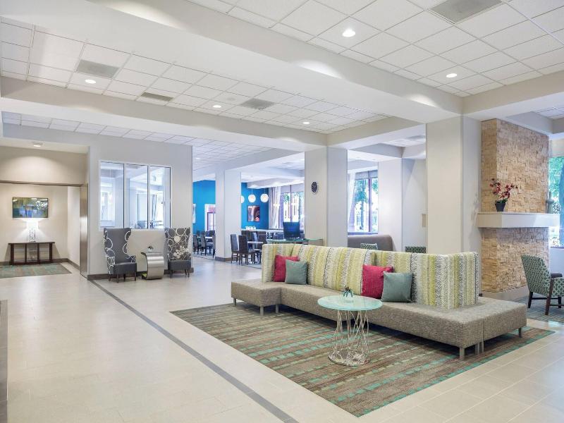 Residence Inn Portland Downtown/RiverPlace image
