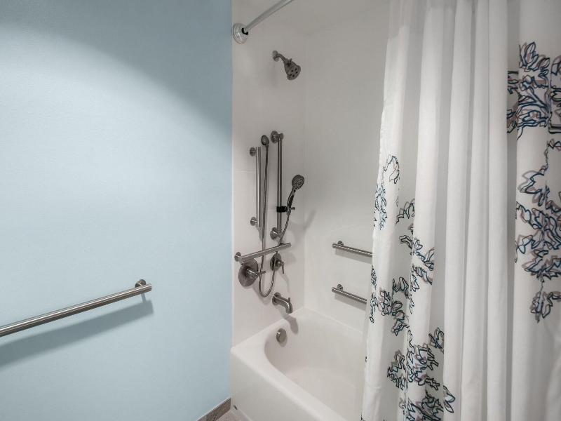 Residence Inn Portland Downtown/RiverPlace image