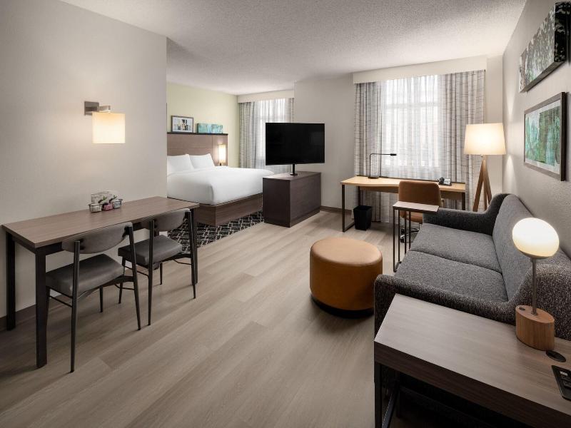Residence Inn Portland Downtown/RiverPlace image