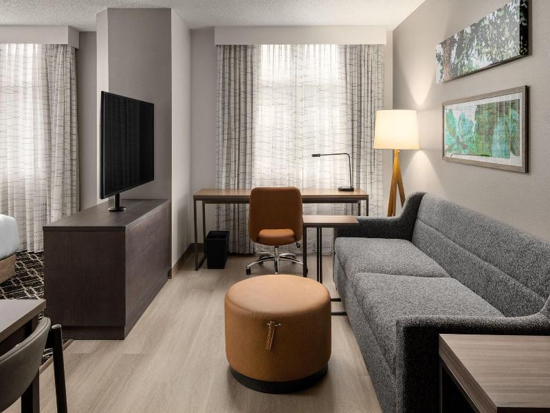 Residence Inn Portland Downtown/RiverPlace image