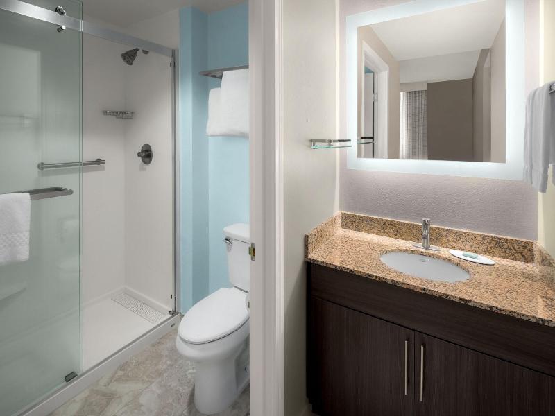 Residence Inn Portland Downtown/RiverPlace image