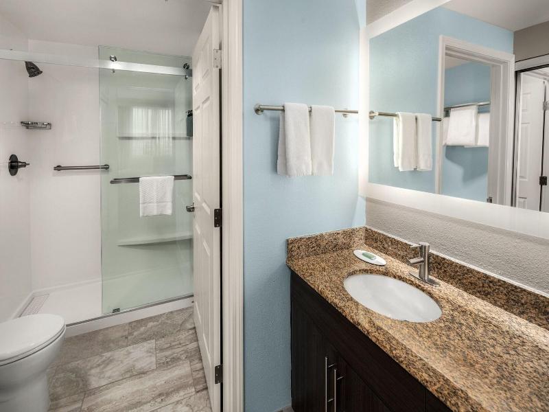 Residence Inn Portland Downtown/RiverPlace image