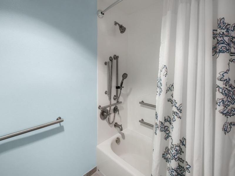 Residence Inn Portland Downtown/RiverPlace image