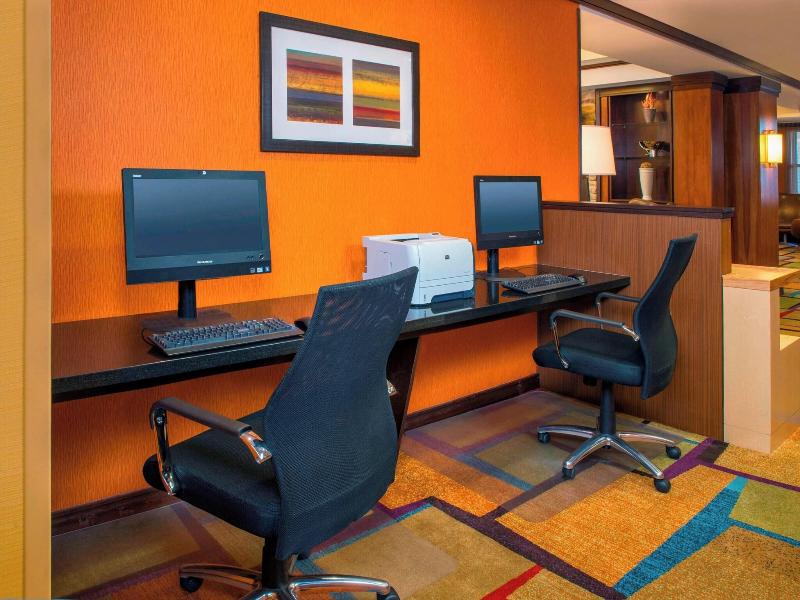 Fairfield Inn & Suites Williamsburg image