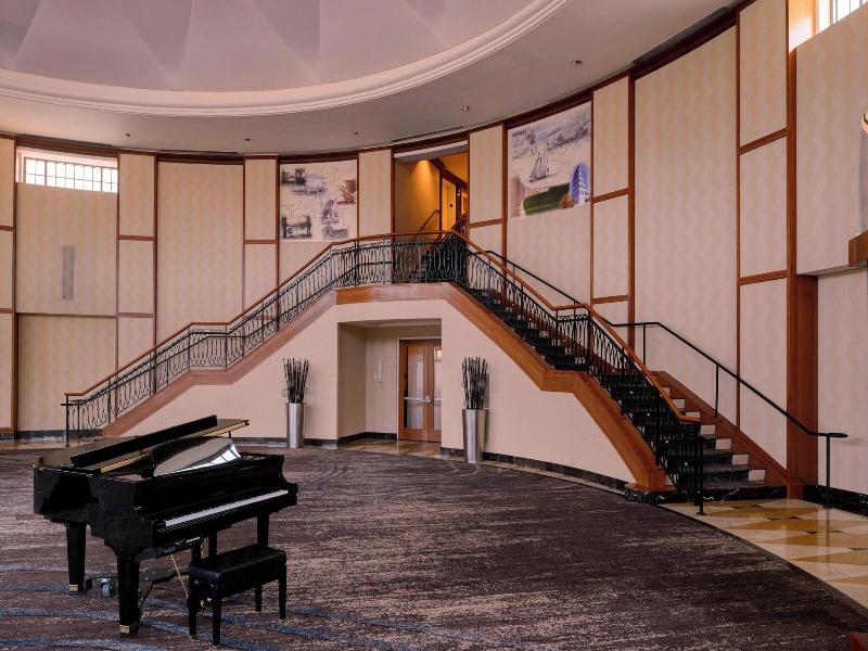 Newport News Marriott at City Center image