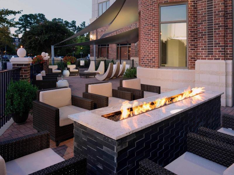 Newport News Marriott at City Center image