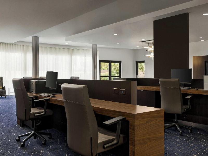 Courtyard Burlington Mt. Holly/Westampton image