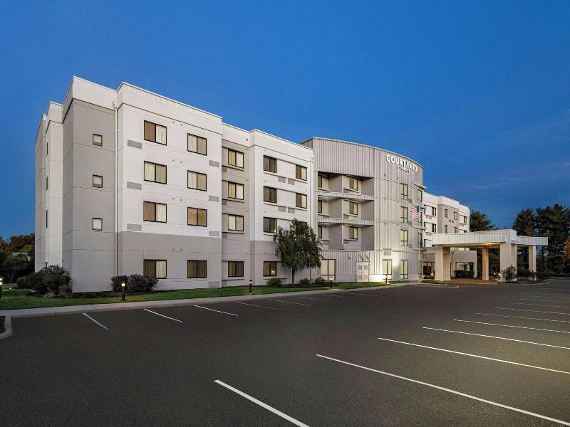 Courtyard Burlington Mt. Holly/Westampton image