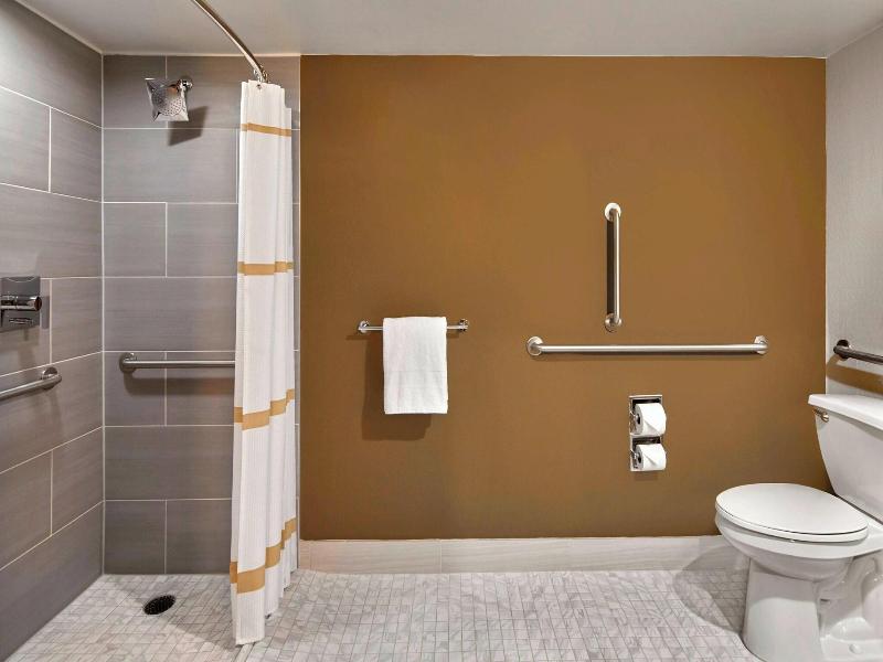 Phoenix Airport Marriott image