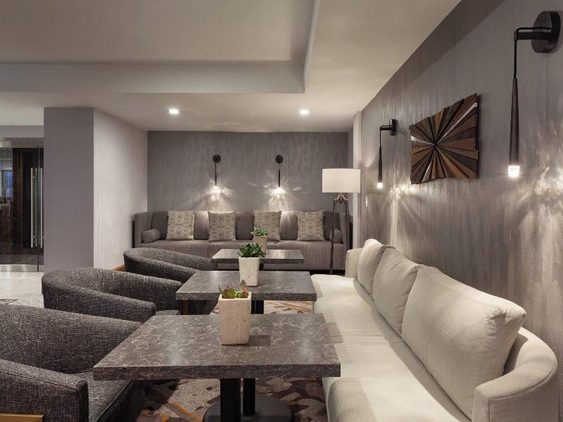 Phoenix Airport Marriott image