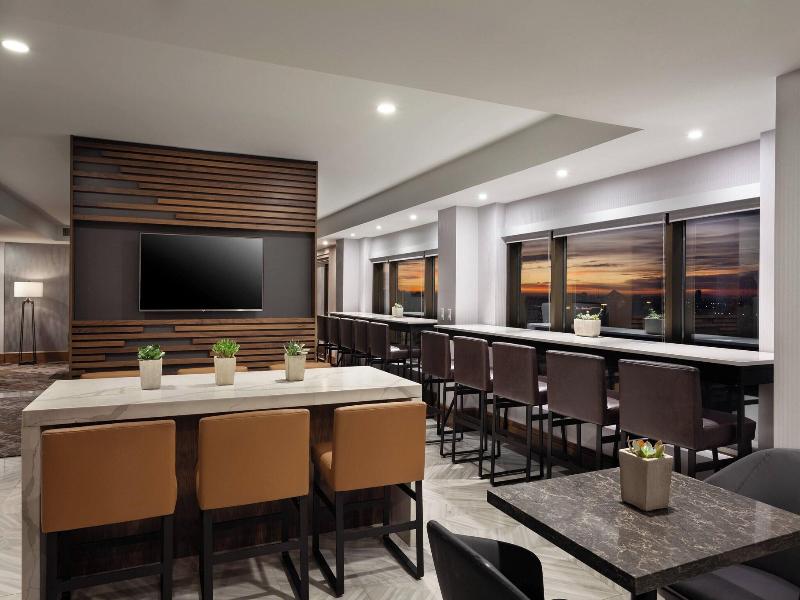 Phoenix Airport Marriott image