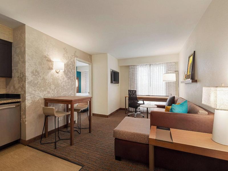 Residence Inn Phoenix Chandler/Fashion Center image