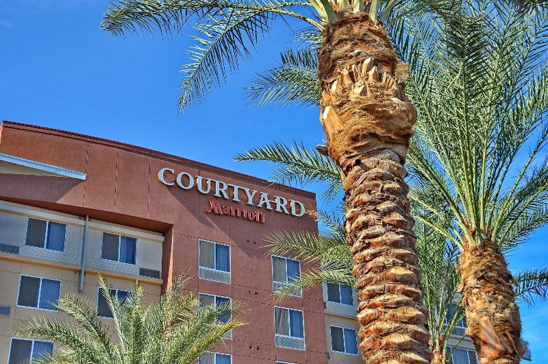 Courtyard Phoenix Chandler/Fashion Center image