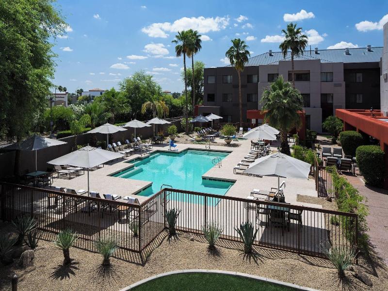 Courtyard Scottsdale North image