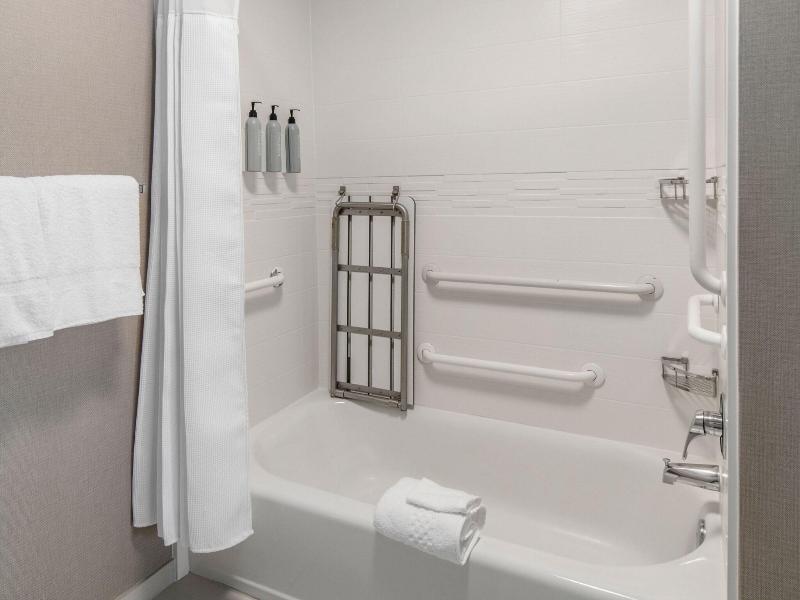 Residence Inn by Marriott Phoenix Glendale Sports image