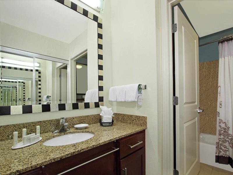 Residence Inn by Marriott Phoenix Glendale Sports image