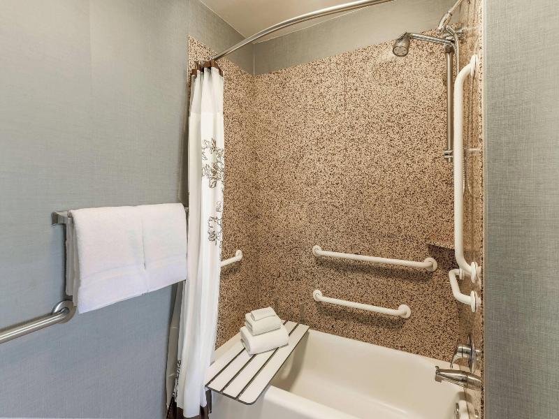 Residence Inn by Marriott Phoenix Glendale Sports image